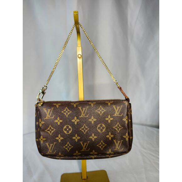 Louis Vuitton Pochette Accessoires Monogram Canvas Shoulder Bag Vintage LV - Picture 2 of 15